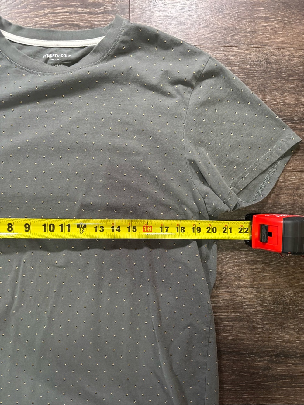 Kenneth Cole Olive V-Neck Tee with Gold Dot Detail - Picture 4 of 5
